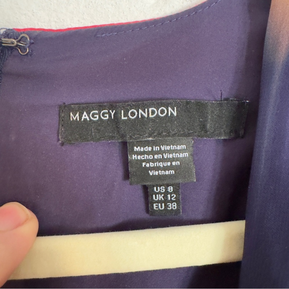 🌈 Maggy London Watercolor Pleated Midi Dress – Size 8 - Picture 3 of 8